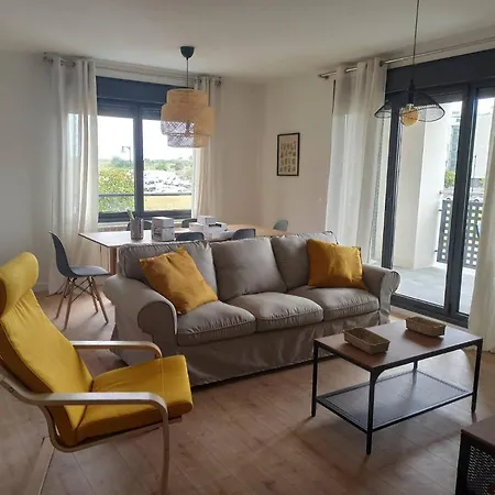 Sueve, Apartamento Con Piscina En *